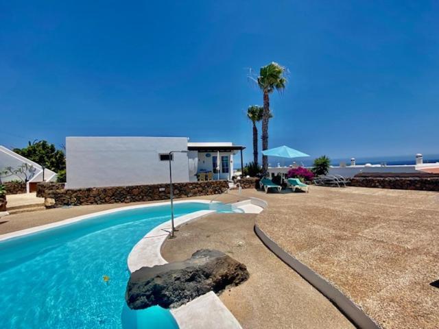 Bungalow Rey Carlos Пуерто дел Кармен Екстериор снимка